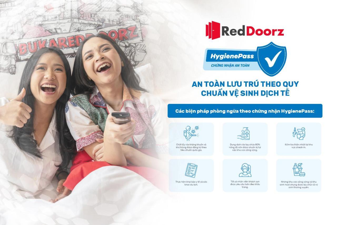 Reddoorz Bamboo Saigon Hotel Su Van Hanh Хошимин Экстерьер фото
